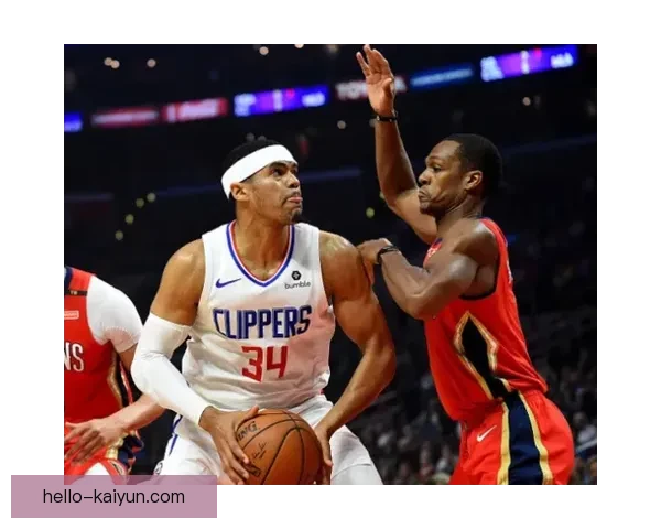 以NBA黄蜂为核心的新赛季重建蓝图与年轻球员成长之路探索未来