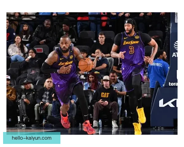 詹姆斯率湖人逆转勇士西部格局再生变关键战狂砍三双引爆季后赛悬念