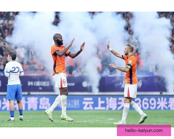 中国足球新星崛起，李霄鹏带队迎战亚洲强敌全力争胜