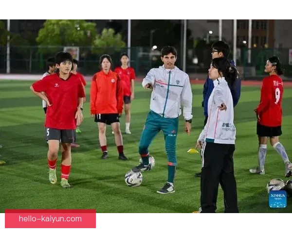 卡利亚里俱乐部宣布新赛季阵容调整计划 聚焦年轻球员培养与国际合作